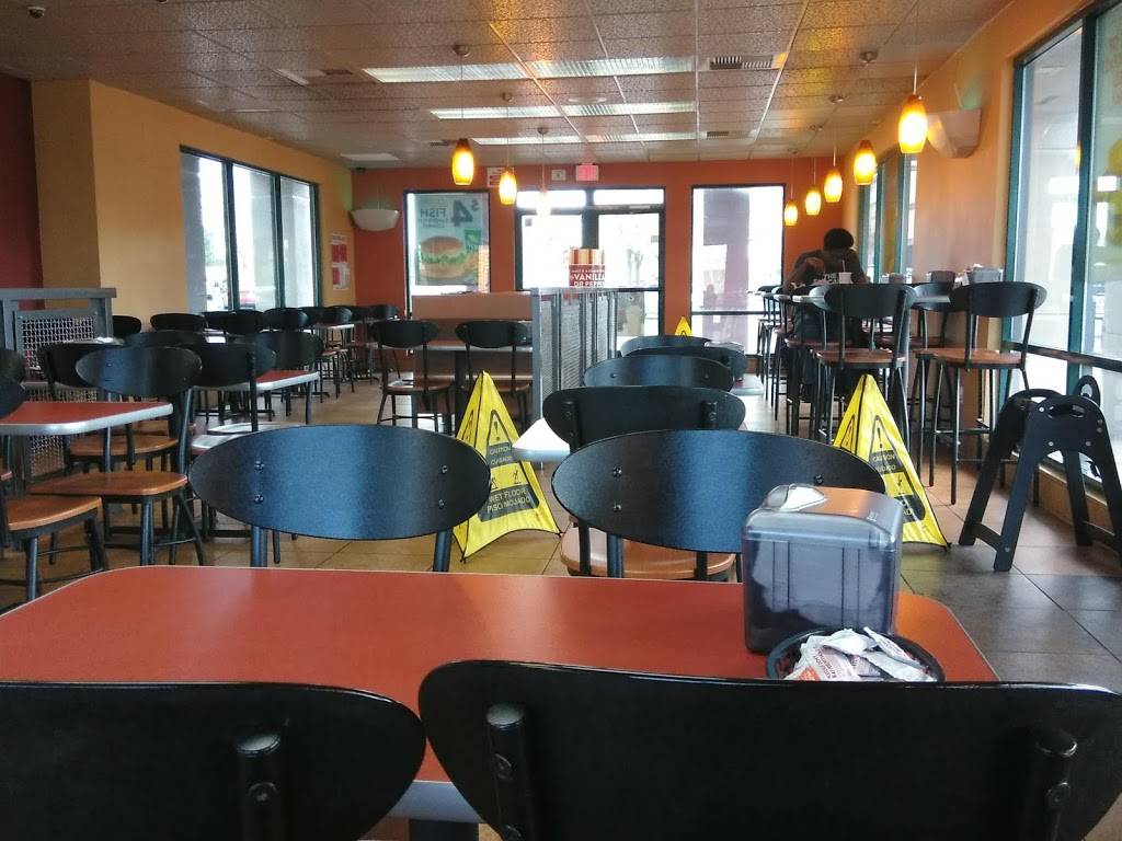 Jack in the Box | restaurant | 2443 W Ave I, Lancaster, CA 93536, USA | 6617263626 OR +1 661-726-3626