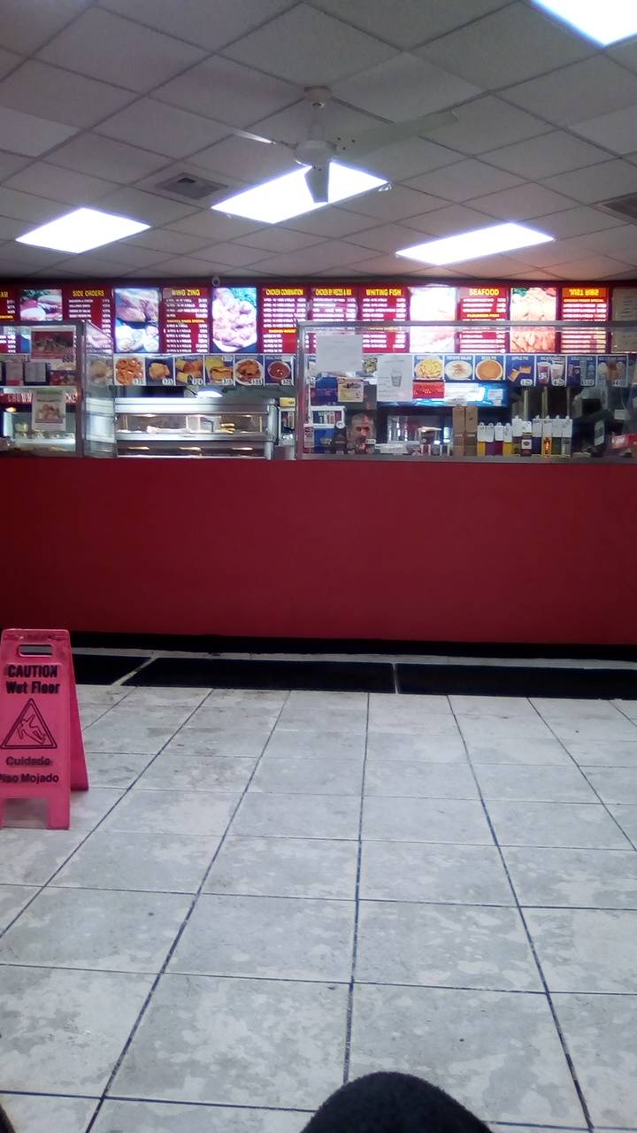 Crown Fried Chicken | restaurant | 2992 Mt Ephraim Ave, Haddon Township, NJ 08104, USA | 8568544114 OR +1 856-854-4114