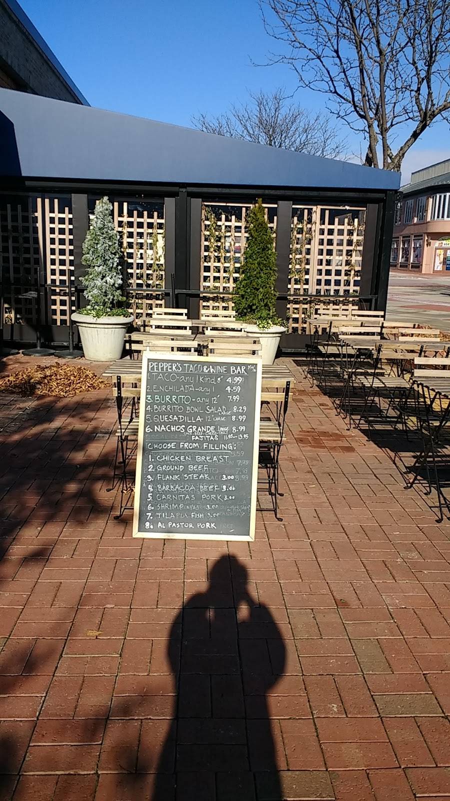 Peppers | restaurant | 216 Market St W, Gaithersburg, MD 20878, USA | 2408881049 OR +1 240-888-1049