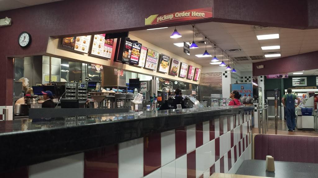 Braums Ice Cream & Burger Restaurant | restaurant | 1415 S Lewis Ave, Tulsa, OK 74104, USA | 9187440446 OR +1 918-744-0446