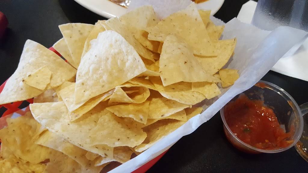 The Mexican Grill | restaurant | 2345 E Apple Ave, Muskegon, MI 49442, USA | 2317735555 OR +1 231-773-5555