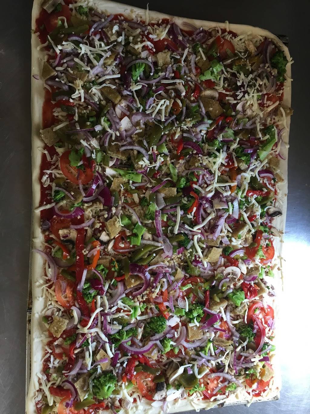 Liberty Pizza | meal takeaway | 3106, 200 S Main St Route 11, Syracuse, NY 13212, USA | 3154520011 OR +1 315-452-0011