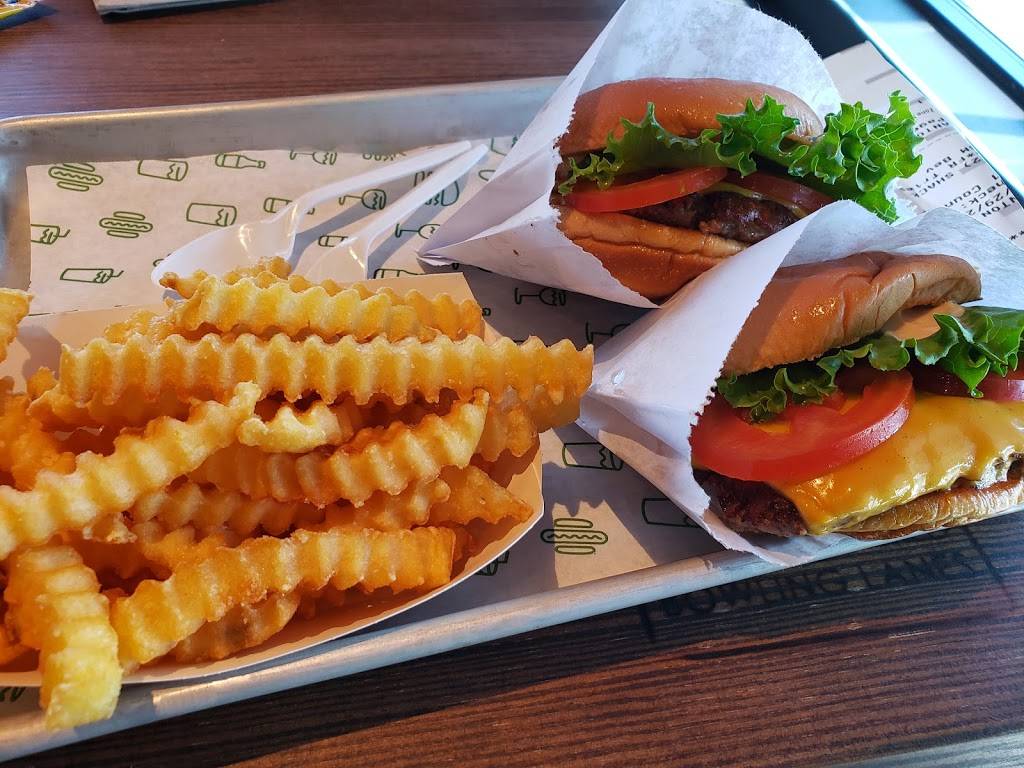Shake Shack | restaurant | 3003 Broadway St, San Antonio, TX 78209, USA | 2104693732 OR +1 210-469-3732