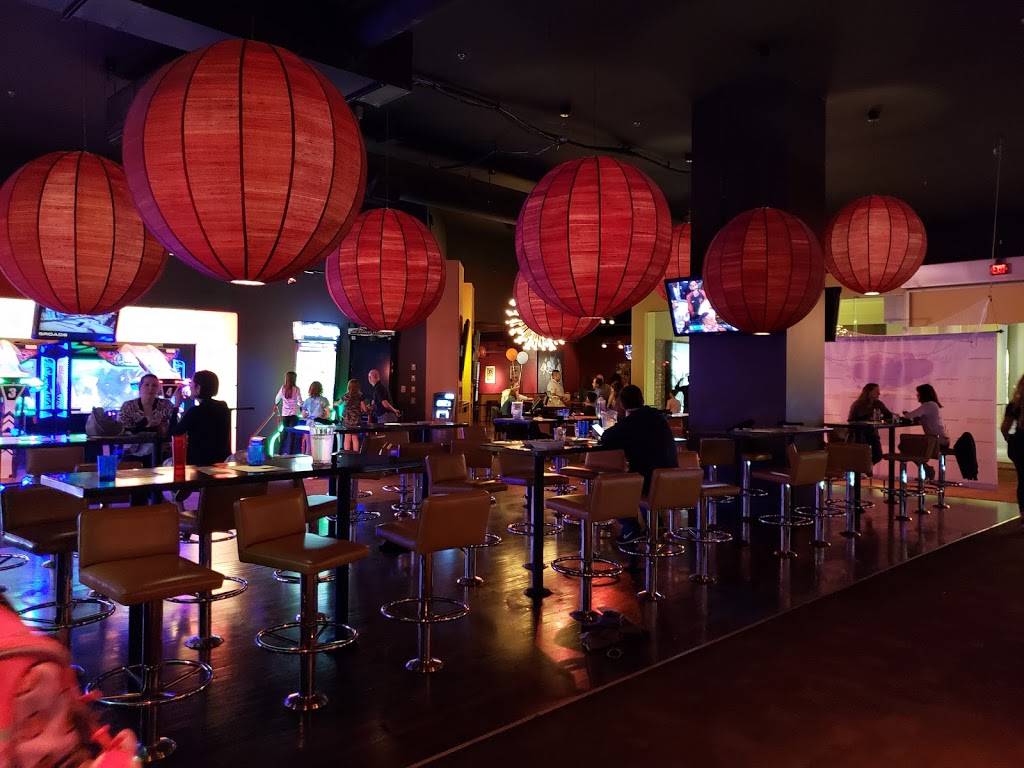 Lucky Strike Bellevue | night club | 700 Bellevue Way NE Suite #250, Bellevue, WA 98004, USA | 4254535137 OR +1 425-453-5137