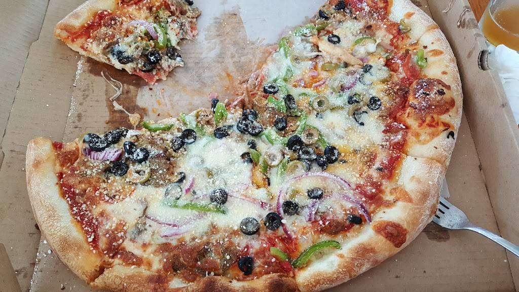 Fellinis Pizza | restaurant | 4429 Roswell Rd NE, Atlanta, GA 30342, USA | 4043038248 OR +1 404-303-8248