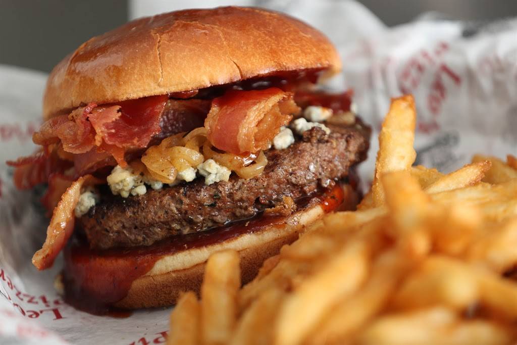 Leos Pizzeria | restaurant | 2220 Southwestern Blvd, West Seneca, NY 14224, USA | 7166748888 OR +1 716-674-8888