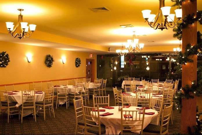 Spartan II | restaurant | 930 Meriden-Waterbury Turnpike, Plantsville, CT 06479, USA | 8602760090 OR +1 860-276-0090