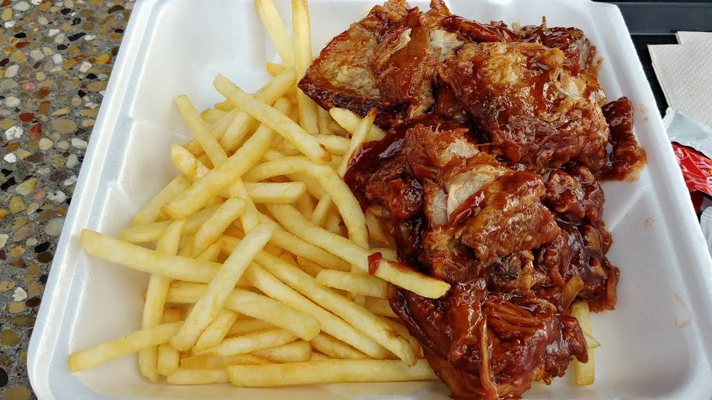 Marvins Pizza Place and Mexican Food | restaurant | 2202 S Santa Fe Ave, Vista, CA 92084, USA | 7607279496 OR +1 760-727-9496