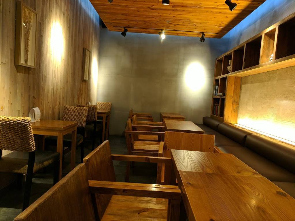 Cafe Clover | bakery | 1333 W Cheltenham Ave #104, Elkins Park, PA 19027, USA | 2156353071 OR +1 215-635-3071