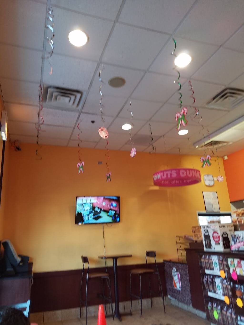 Dunkin Donuts | cafe | 5201 W Fullerton Ave, Chicago, IL 60639, USA | 7734172142 OR +1 773-417-2142