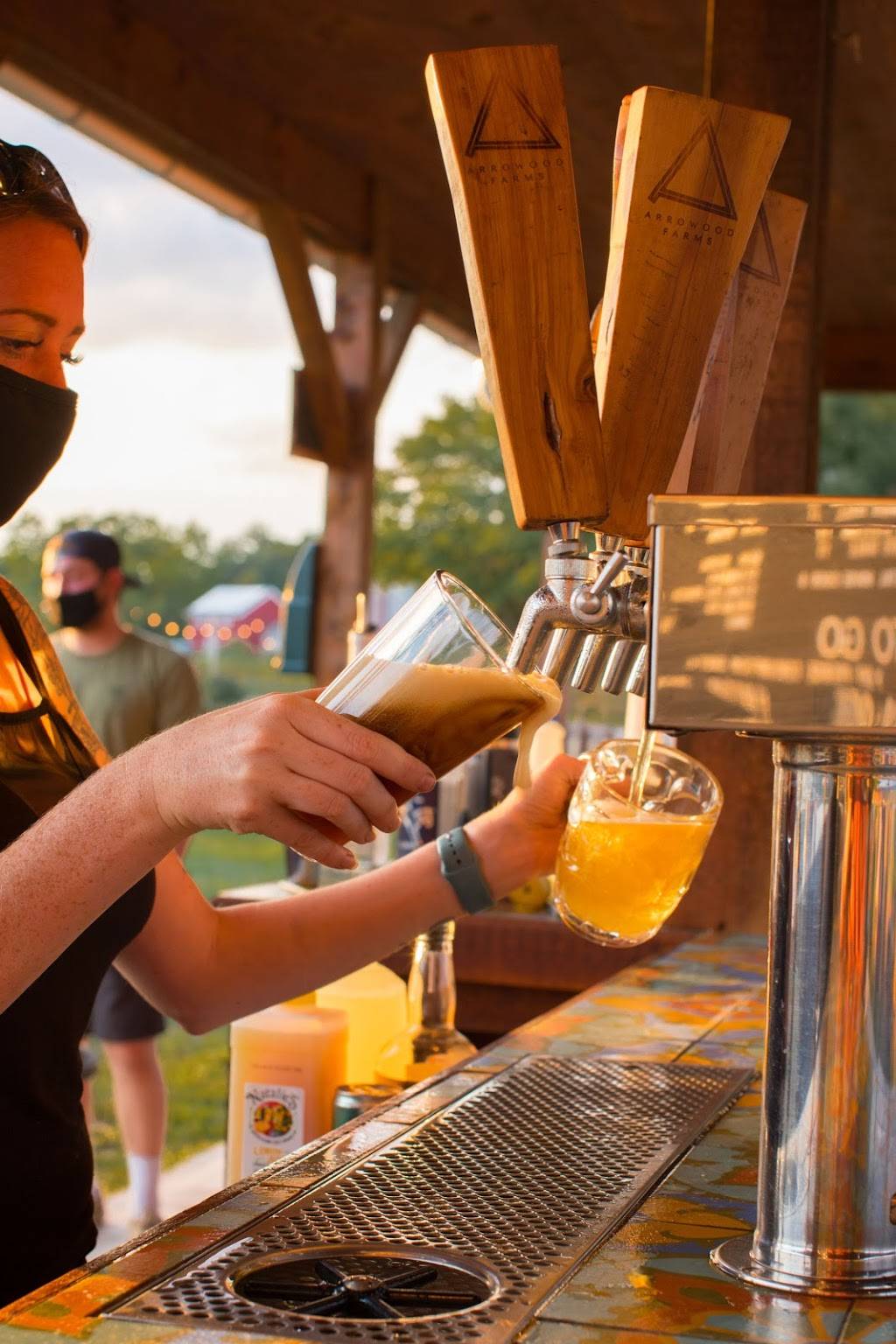 The Apiary | restaurant | 236 Lower Whitfield Rd, Accord, NY 12404, USA | 8452530389 OR +1 845-253-0389