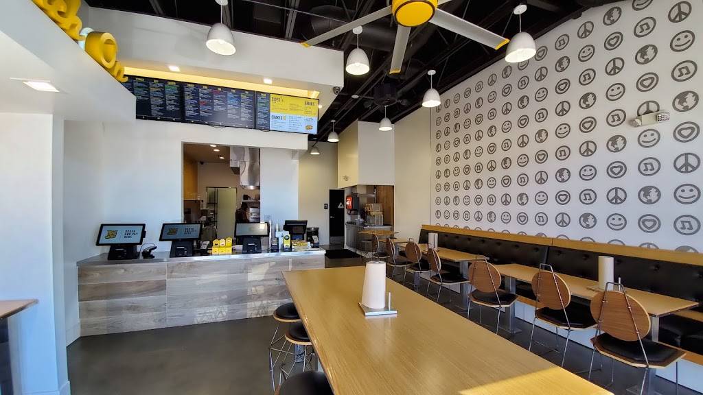 Which Wich Superior Sandwiches | restaurant | 1185 W Renaissance Pkwy #310, Rialto, CA 92376, USA | 9093208700 OR +1 909-320-8700