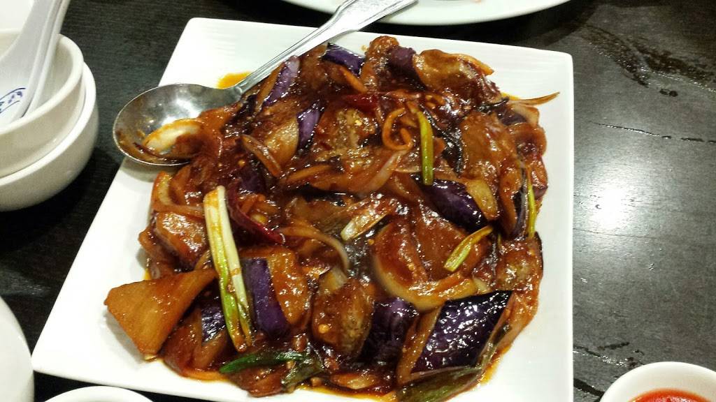 Menkee Wonton | meal takeaway | 1701 Noriega St, San Francisco, CA 94122, USA | 4155662203 OR +1 415-566-2203