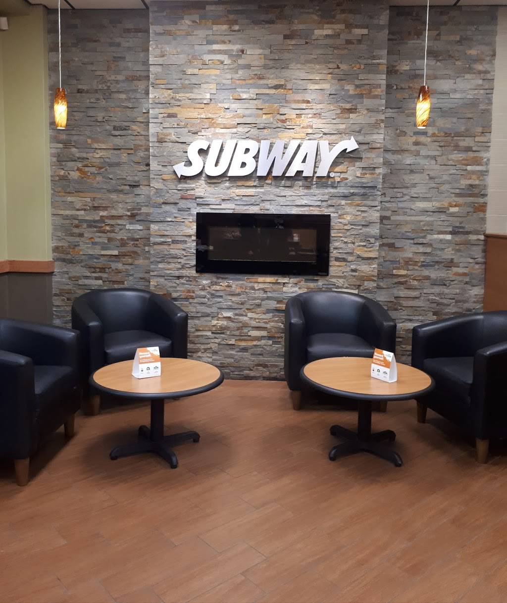 Subway | restaurant | 1750 Innes Rd Unit 30, Gloucester, ON K1B 3K5, Canada | 6137457789 OR +1 613-745-7789