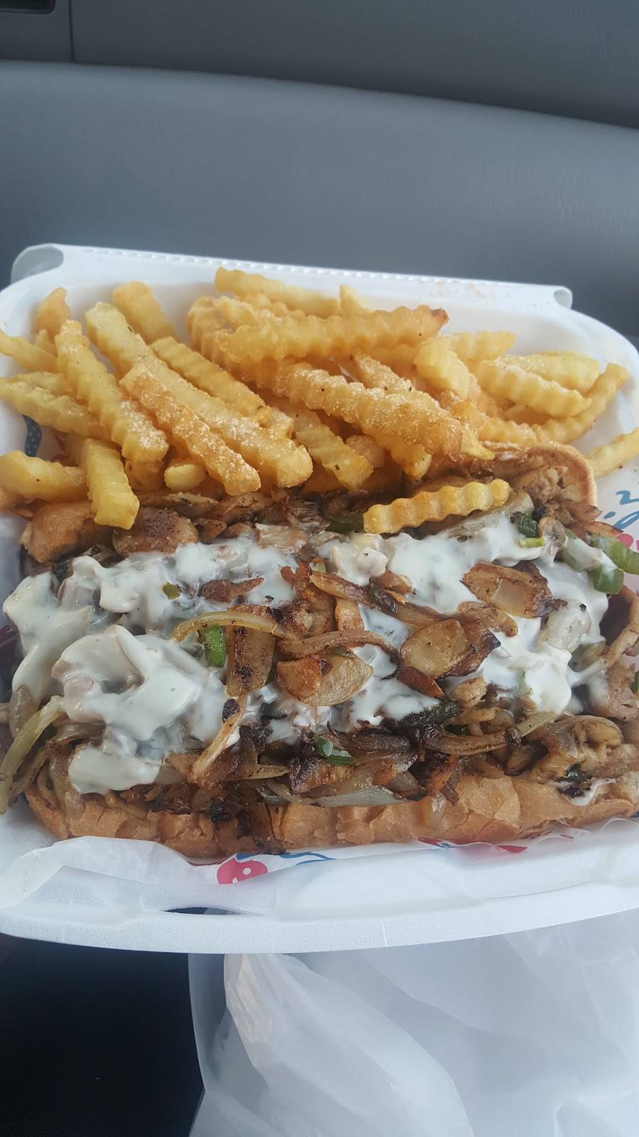 American Deli | restaurant | 5430 N Tryon St #16, Charlotte, NC 28213, USA | 7045999324 OR +1 704-599-9324