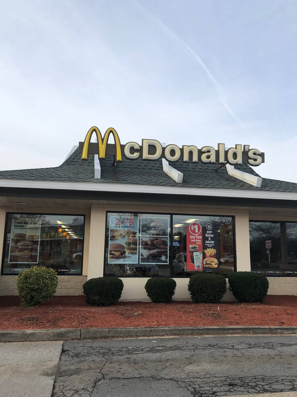 McDonalds | cafe | 249 Rt 10 E, Succasunna, NJ 07876, USA | 9732527499 OR +1 973-252-7499