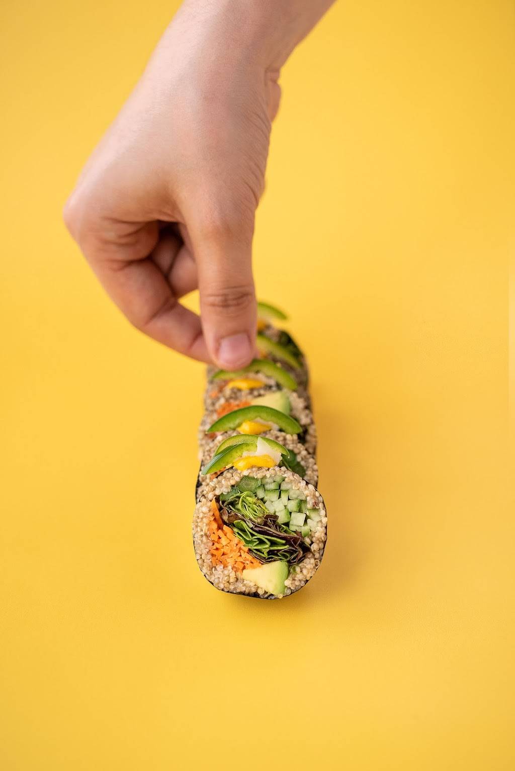 Yuzu sushi | meal takeaway | 5890 Avenue Desjardins, Saint-Hyacinthe, QC J2S 1A5, Canada | 4502529898 OR +1 450-252-9898