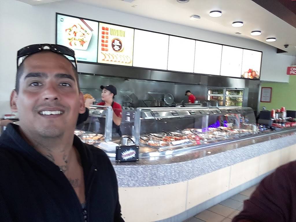 Panda Express | meal takeaway | 2980 E Nees Ave, Fresno, CA 93720, USA | 5593230541 OR +1 559-323-0541