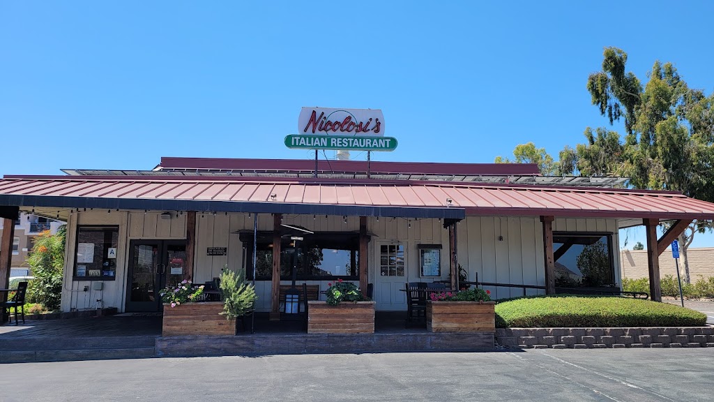 Nicolosis Santee | restaurant | 9420 Cuyamaca St #100, Santee, CA 92071, USA | 6194615757 OR +1 619-461-5757