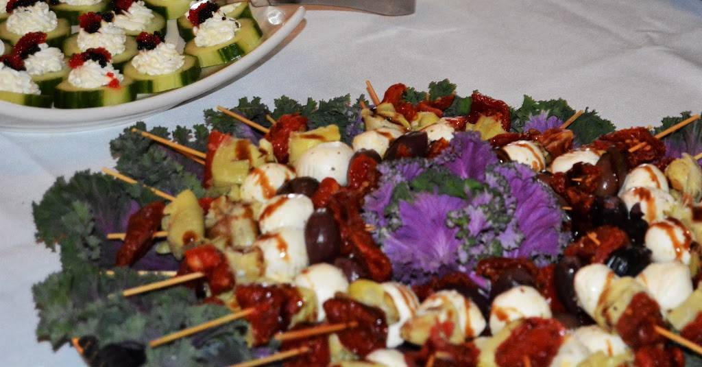 Monroe Golf & Country Club | restaurant | 611 Cole Rd, Monroe, MI 48162, USA | 7342415190 OR +1 734-241-5190