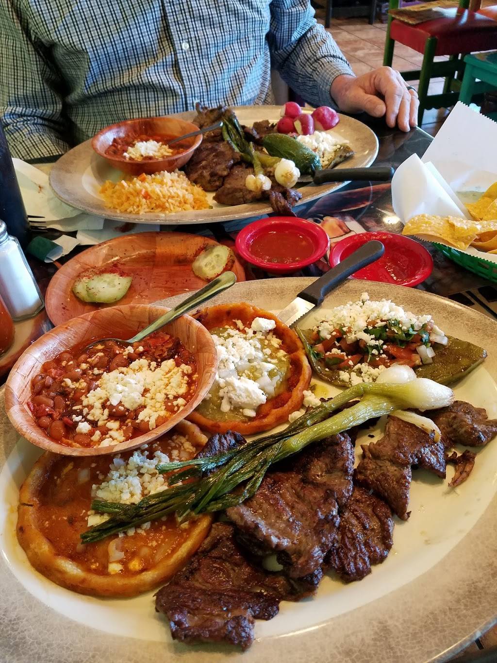 Las Marias | restaurant | 1600 Ronald Dr, Raleigh, NC 27609, USA | 9199778149 OR +1 919-977-8149