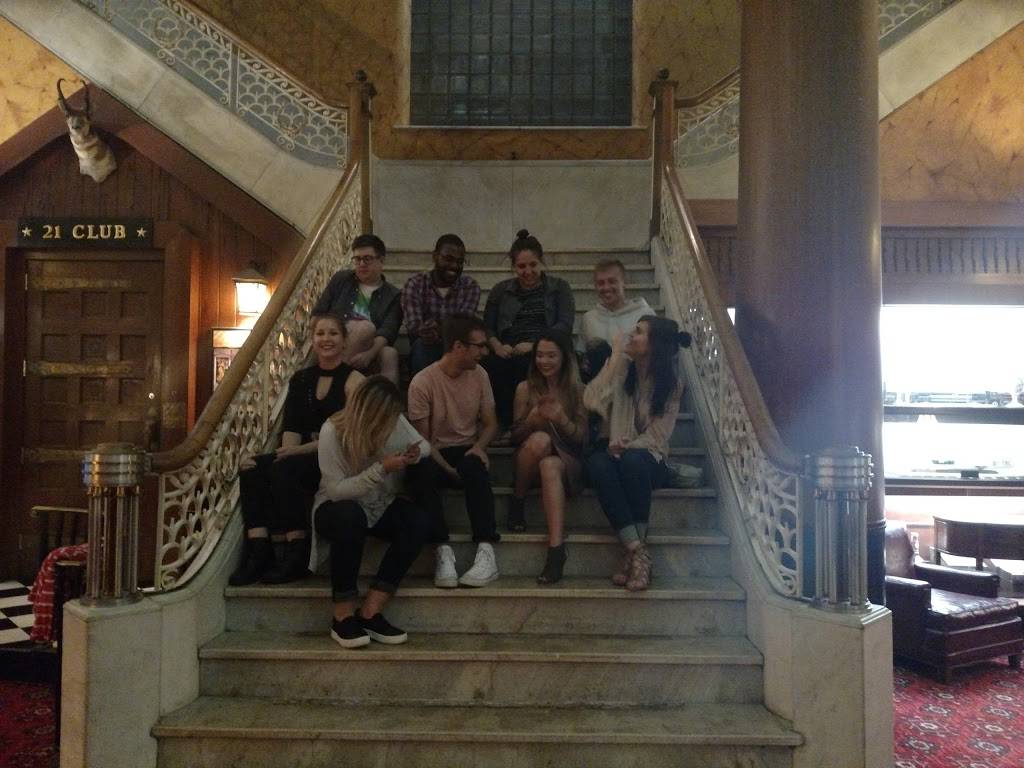 St. Marks Bar | restaurant | 932 4th Ave, Huntington, WV 25701, USA | 3045255040 OR +1 304-525-5040