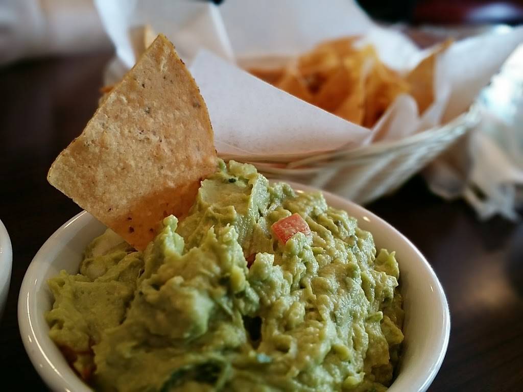 Fat Burrito | restaurant | 1302 N Main St, Crown Point, IN 46307, USA | 2192132382 OR +1 219-213-2382