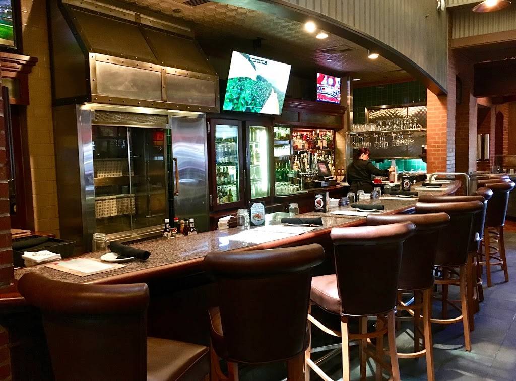 Claim Jumper Restaurants | restaurant | 7971 Beach Blvd, Buena Park, CA 90620, USA | 7145233227 OR +1 714-523-3227