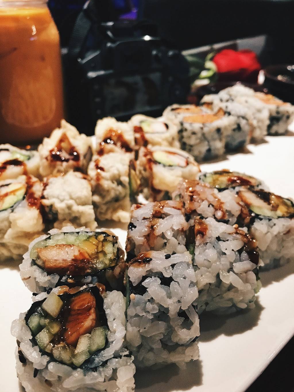 Sushi Island | restaurant | 87-18 Queens Blvd, Elmhurst, NY 11373, USA | 7188033033 OR +1 718-803-3033