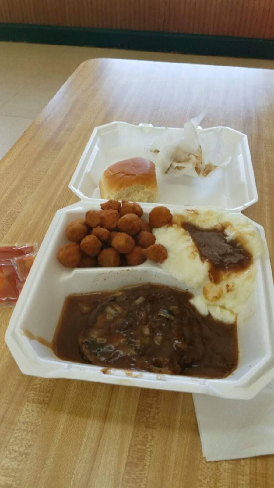 Big Chic | restaurant | 148 N, Washington Ave, Talbotton, GA 31827, USA | 7066658318 OR +1 706-665-8318