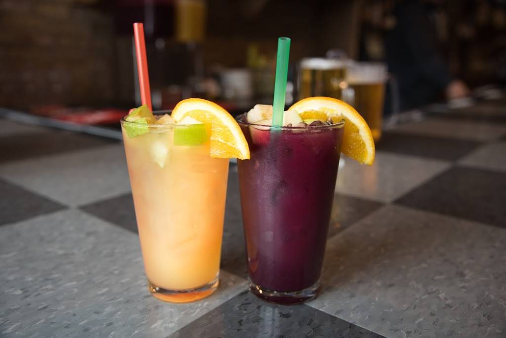 Easy Street Pizza & Beer Garden | restaurant | 3750 N Central Ave, Chicago, IL 60634, USA | 7739930464 OR +1 773-993-0464