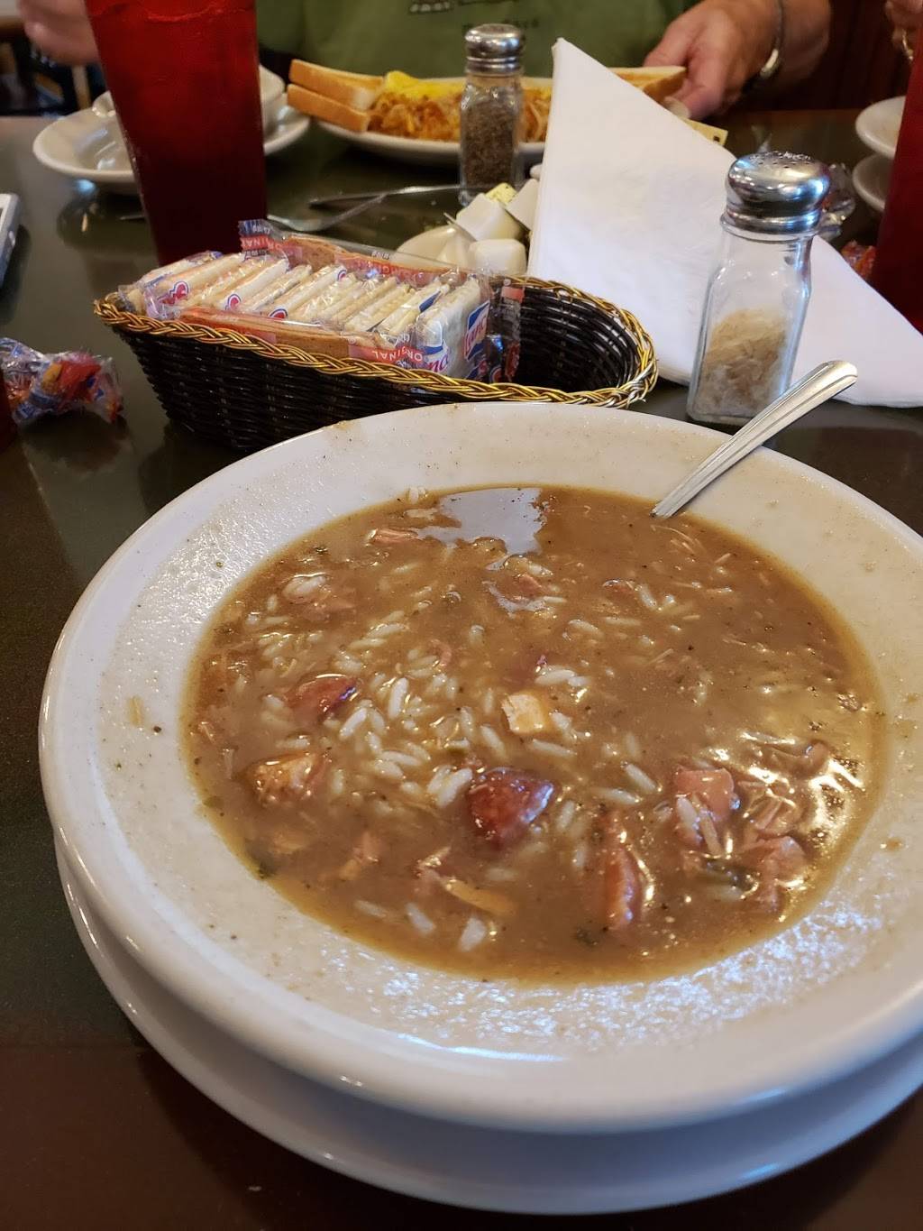 Par 3 Restaurant & Lounge | restaurant | 1530 E Judge Perez Dr, Chalmette, LA 70043, USA | 5042799114 OR +1 504-279-9114