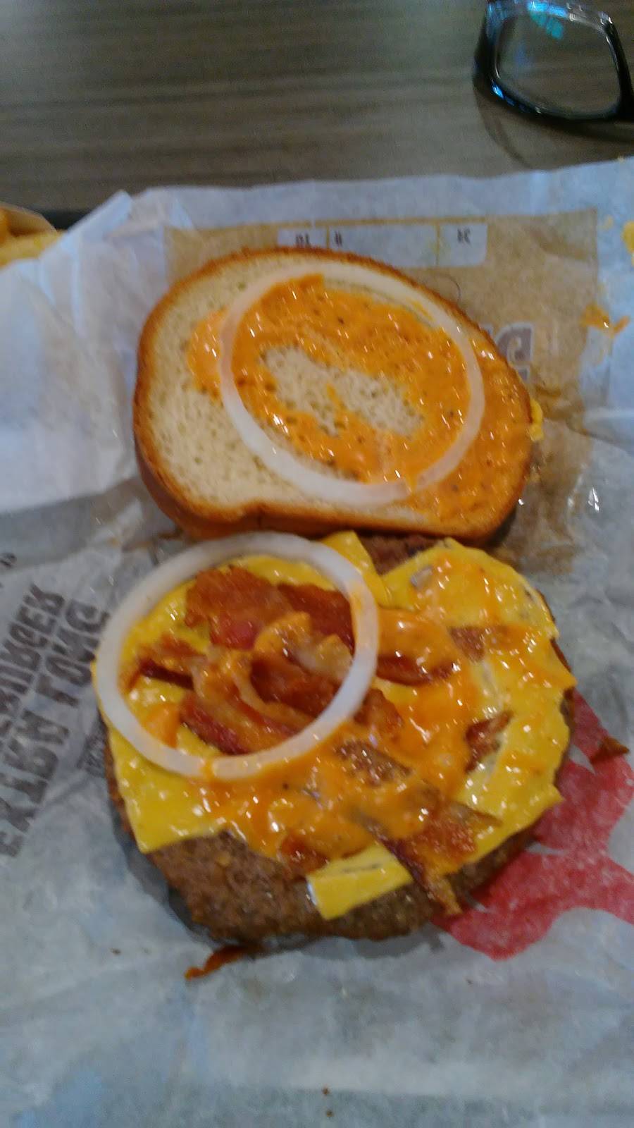 Burger King | restaurant | 1131 W Broadway Ave, Forest Lake, MN 55025, USA | 6514644840 OR +1 651-464-4840