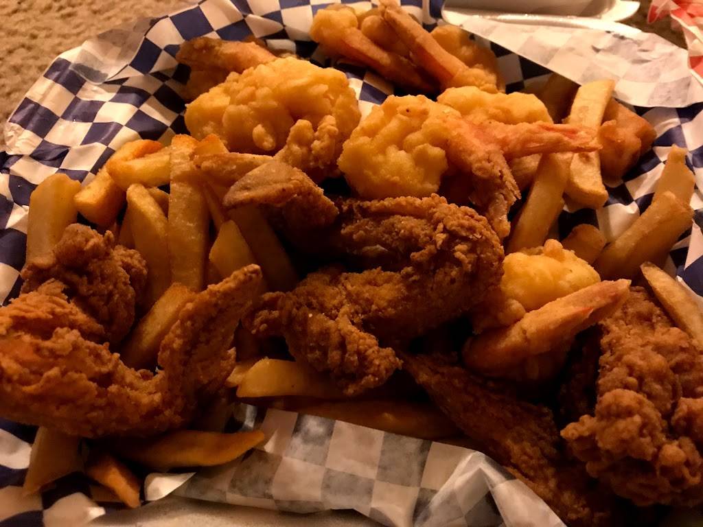 D&J Fish and Chicken | restaurant | 1700 Rice St, St Paul, MN 55113, USA | 6514885330 OR +1 651-488-5330