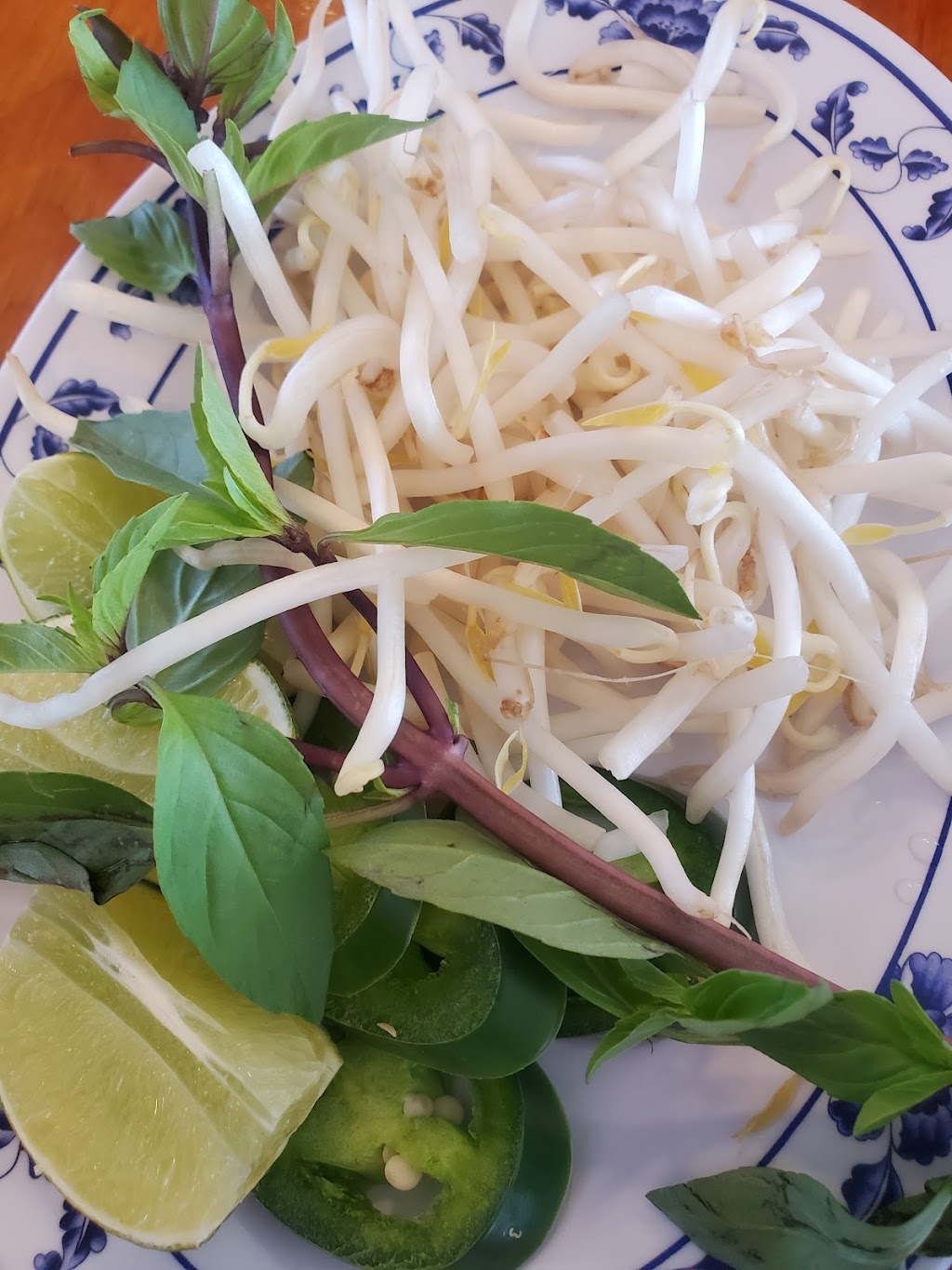 Sweet & Sour mart and deli | restaurant | 4937 E Kings Canyon Rd, Fresno, CA 93727, USA | 5592521671 OR +1 559-252-1671