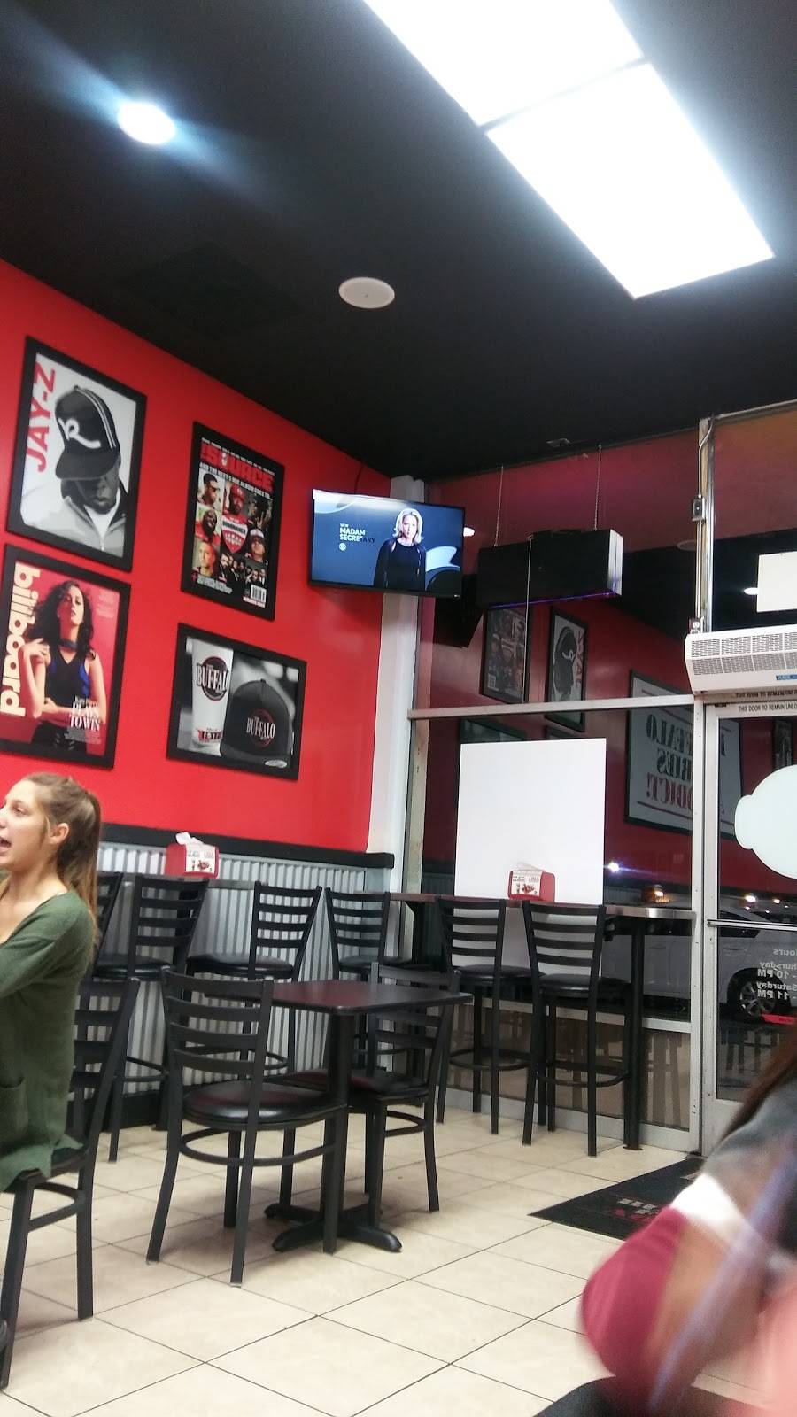 The Buffalo Spot | restaurant | 2604, 241 W Carson St, Carson, CA 90745, USA | 4243640344 OR +1 424-364-0344