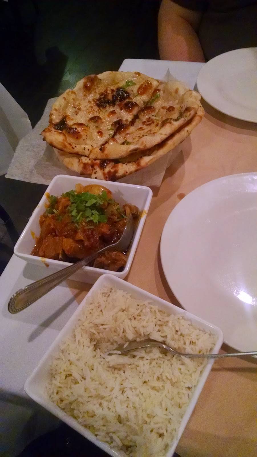 Curry House | restaurant | 2407 Mickley Ave, Whitehall, PA 18052, USA | 6104320980 OR +1 610-432-0980