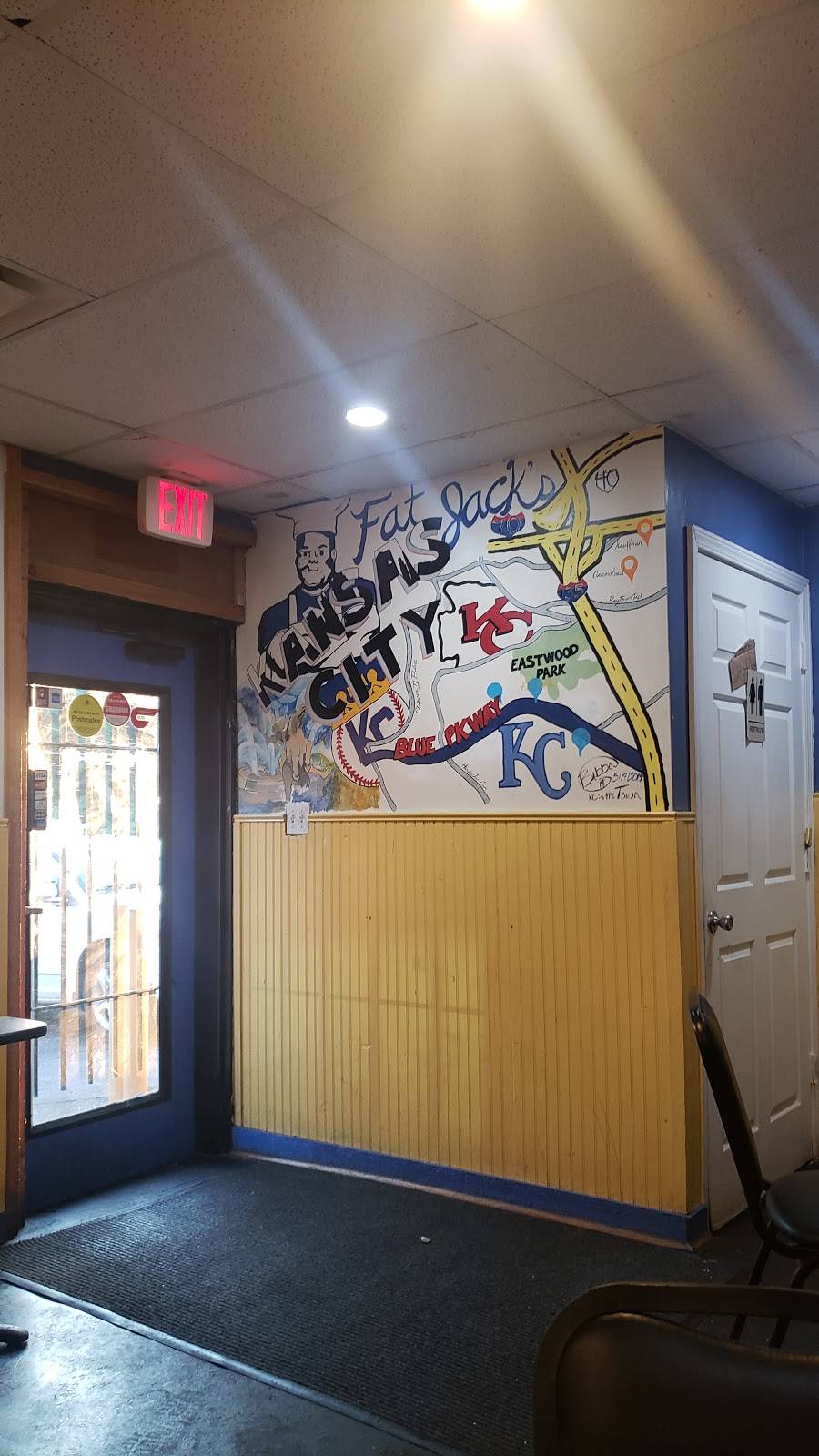 Fat Jacks Chicken & Fish | restaurant | 5912 Blue Pkwy, Kansas City, MO 64129, USA | 8162167686 OR +1 816-216-7686