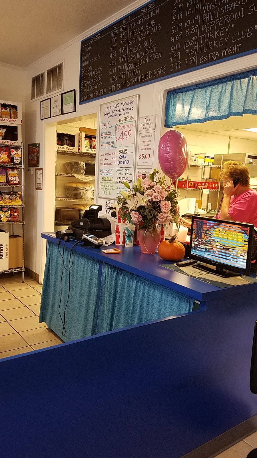 Captn Nemos of Westland | restaurant | 8284 N Merriman Rd, Westland, MI 48185, USA | 7344692944 OR +1 734-469-2944