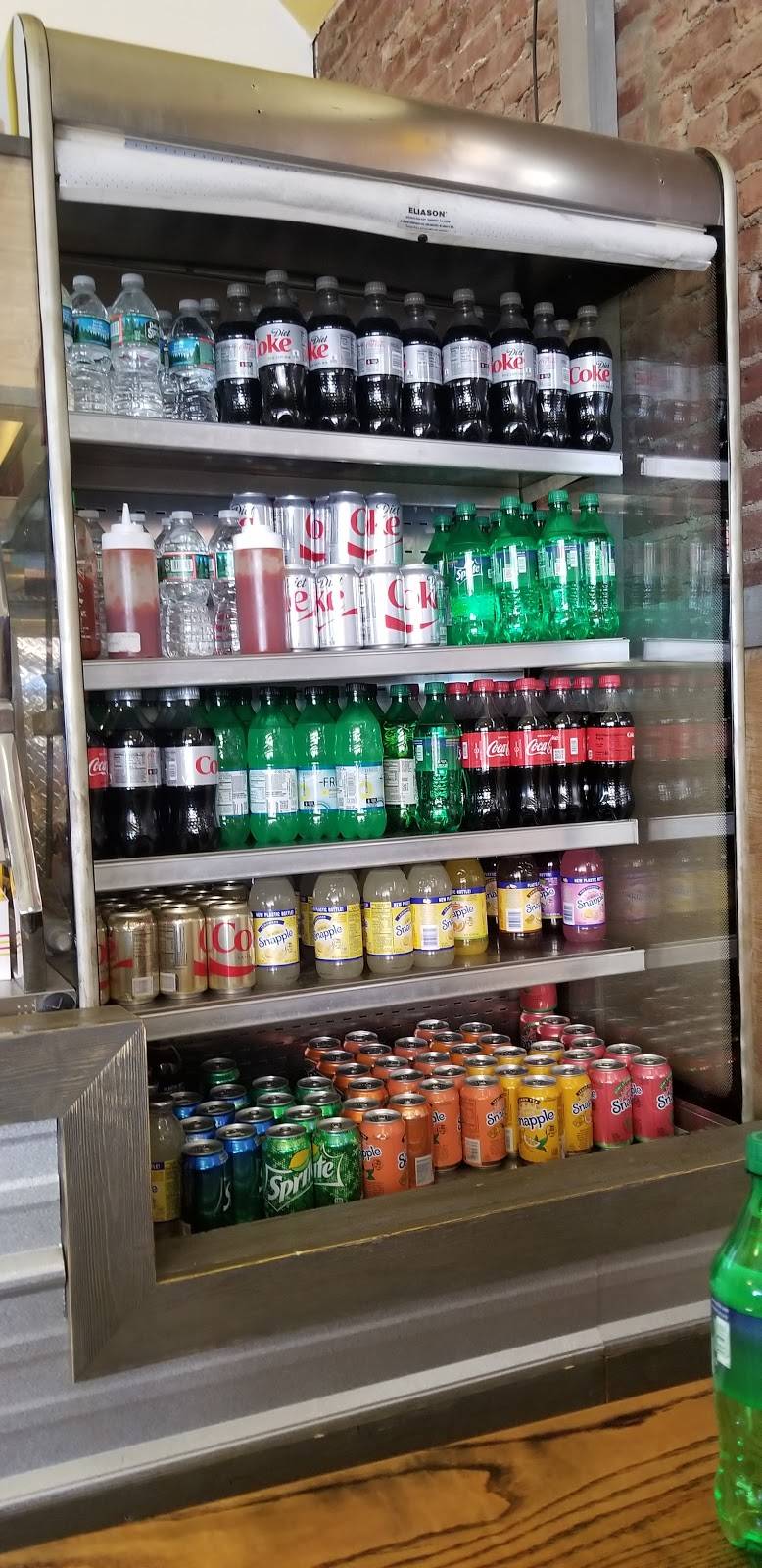 Boom Boom Chicken | restaurant | 160 University Ave, Newark, NJ 07102, USA | 9739913670 OR +1 973-991-3670