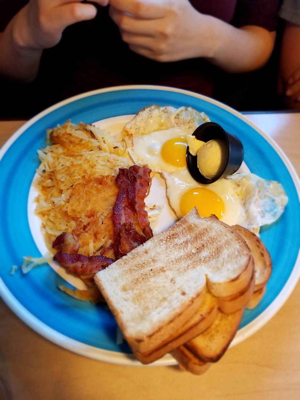 Perkins Restaurant & Bakery | restaurant | 401 W NJ-38, Moorestown, NJ 08057, USA | 8568661443 OR +1 856-866-1443