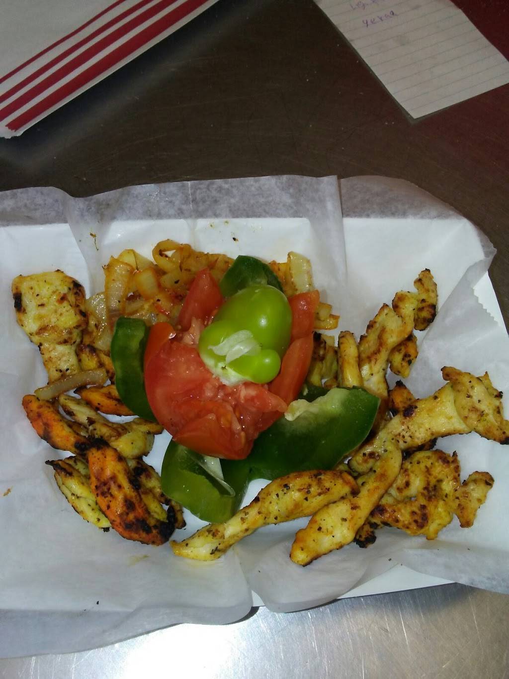 J J Fish & Chicken | restaurant | 217 7th St, Rockford, IL 61104, USA | 8159618748 OR +1 815-961-8748