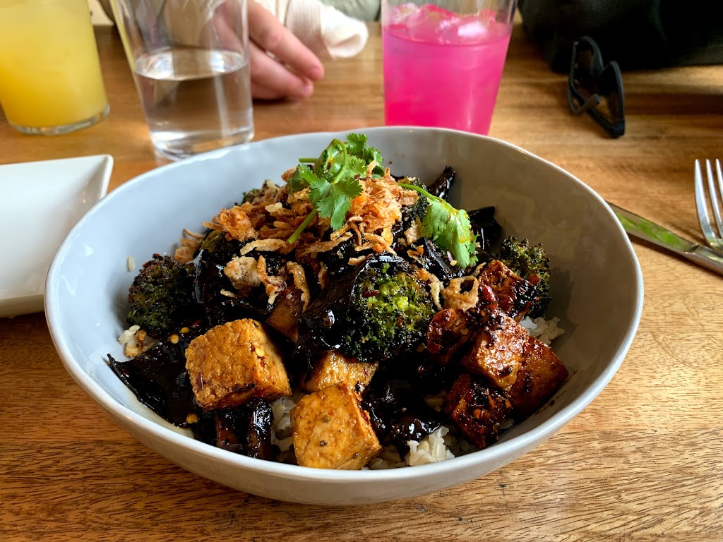 The Beet | restaurant | 9 S Water St, Nantucket, MA 02554, USA | 5086801857 OR +1 508-680-1857