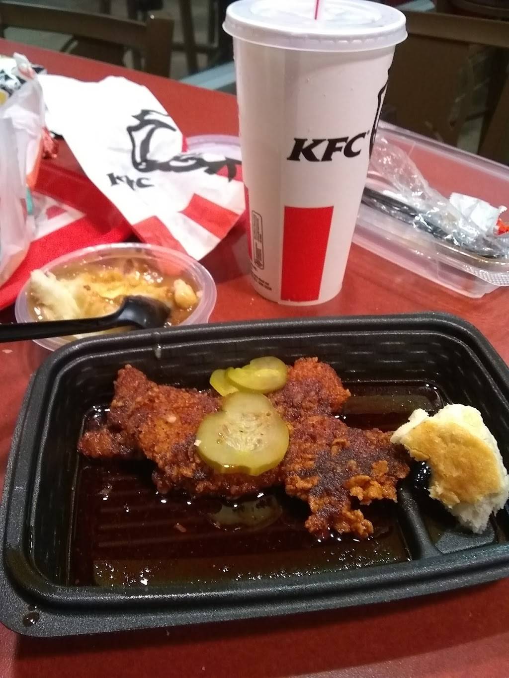 KFC | restaurant | 2050 Fair Oaks Ave, Pasadena, CA 91103, USA | 6267971127 OR +1 626-797-1127
