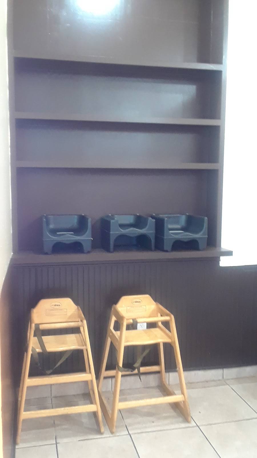 MVP Seafood | restaurant | 8811 Antoine Dr, Houston, TX 77088, USA | 2815067826 OR +1 281-506-7826