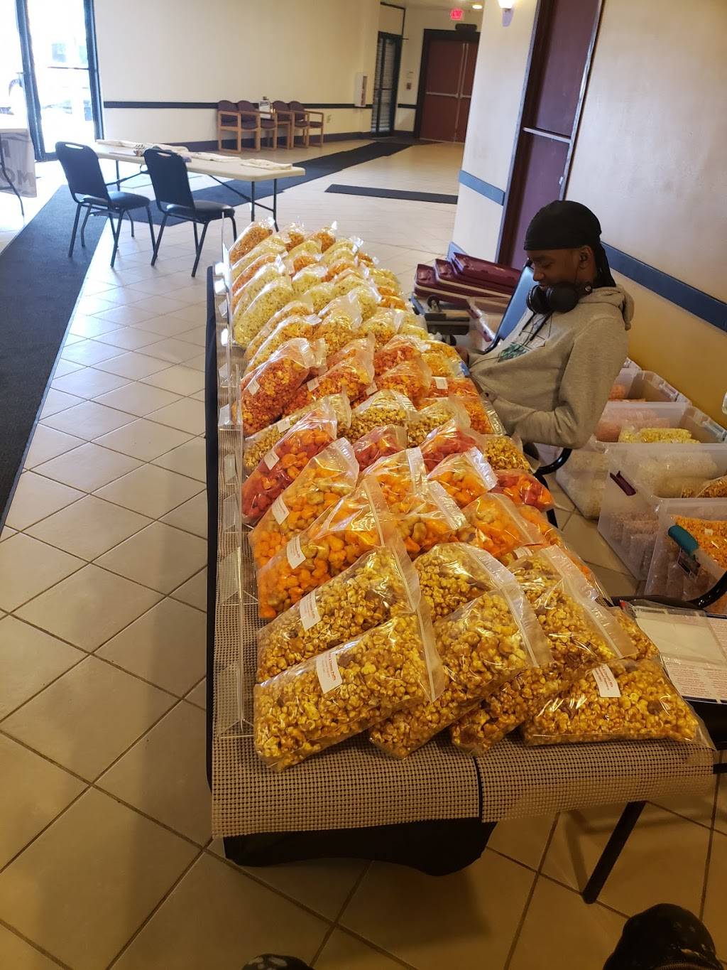 Miller Gourmet Popcorn Shop | meal takeaway | 321 W National Ave, Milwaukee, WI 53204, USA | 4143051081 OR +1 414-305-1081