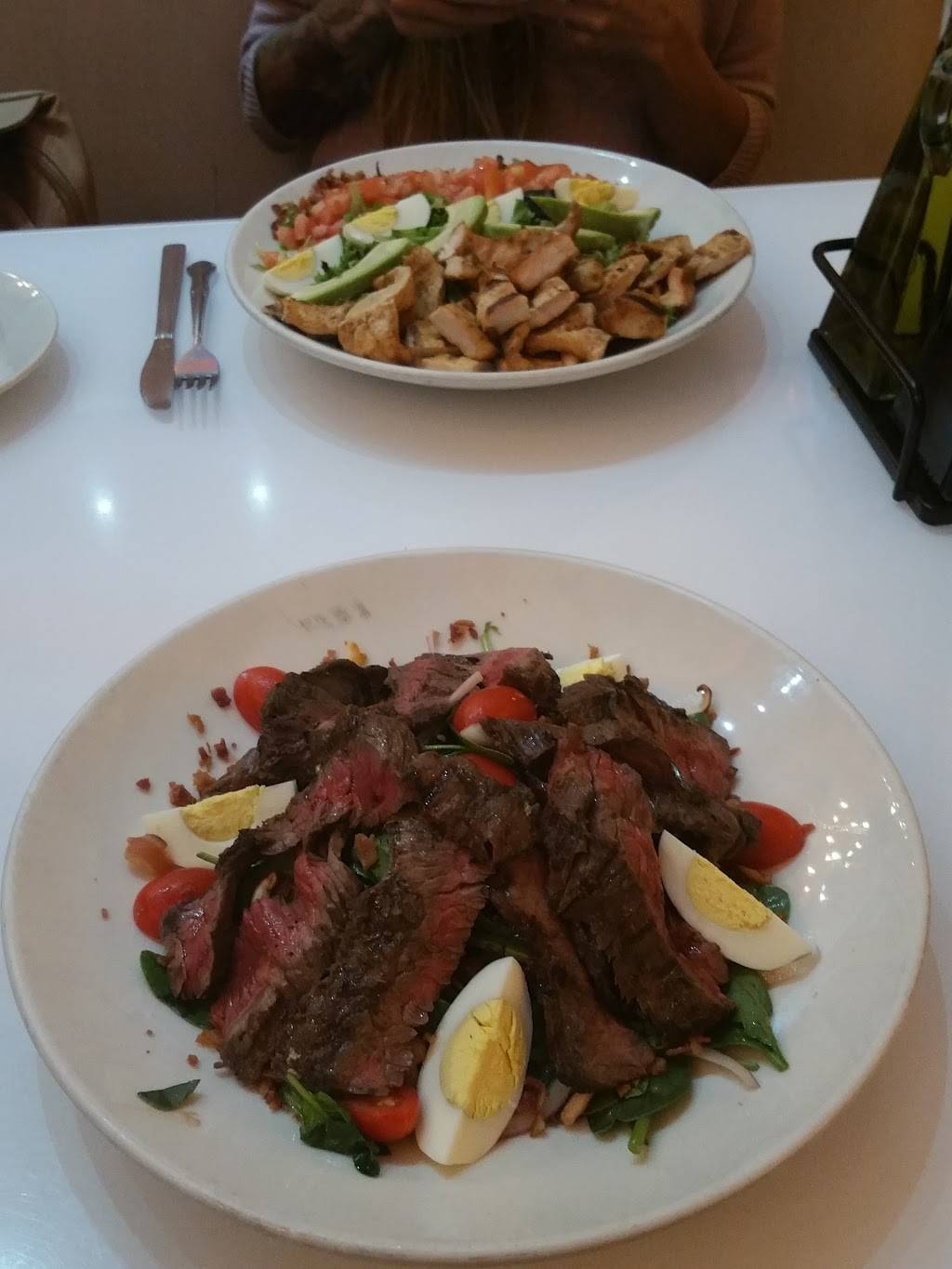 Z-Two Restaurant & Lounge : 24 Hrs | bakery | 2925 Veterans Rd W, Staten Island, NY 10309, USA | 7183566800 OR +1 718-356-6800