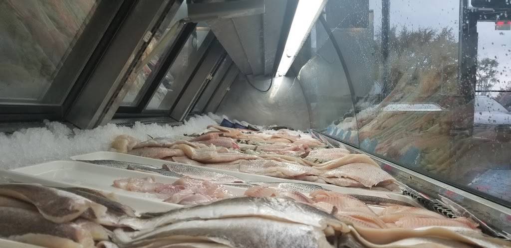 Alaska Fresh Fish and Chicken | restaurant | 700 W Huron St, Pontiac, MI 48341, USA | 2484998086 OR +1 248-499-8086