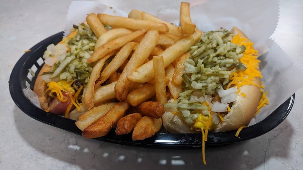 Grand Coney | restaurant | 5121 28th St SE, Grand Rapids, MI 49512, USA | 6169303596 OR +1 616-930-3596