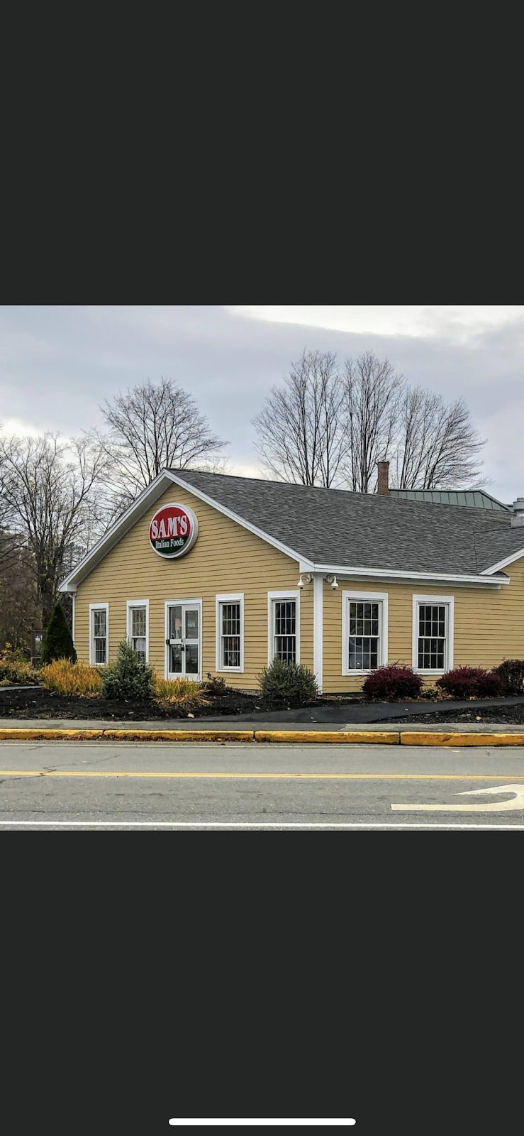 Sam’s Italian Foods | restaurant | 28 Main St, Dixfield, ME 04224, USA | 2075624222 OR +1 207-562-4222